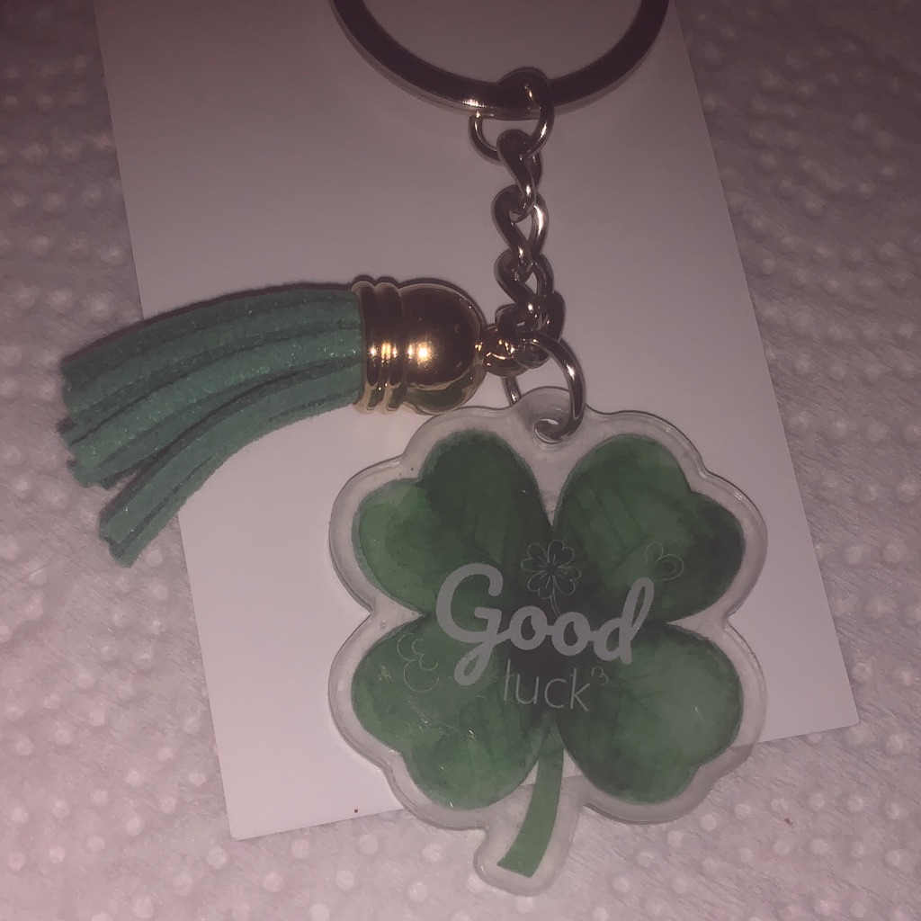 New Green Lucky Clover Key Chain Key Holder Nwt